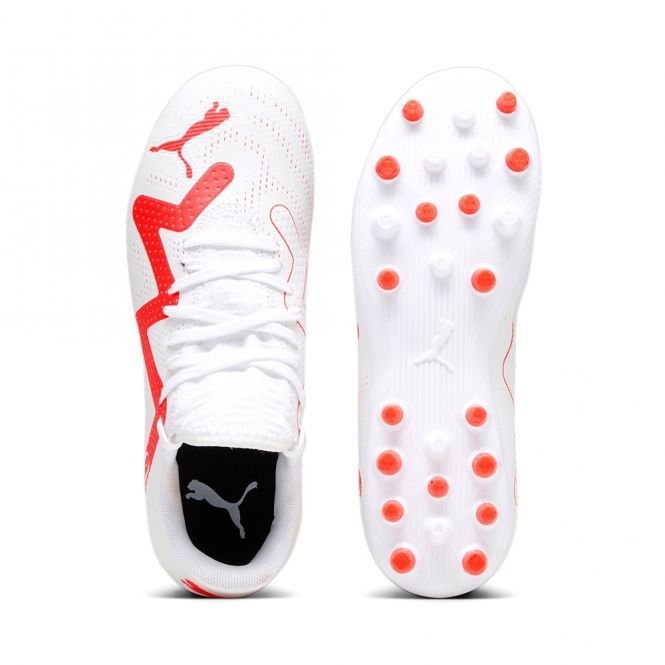 Puma FUTURE PLAY MG JR Rasen + Kunstrasenschuh - white black fire red Puma FUTURE PLAY MG JR Rasen + Kunstrasenschuh - white black fire red