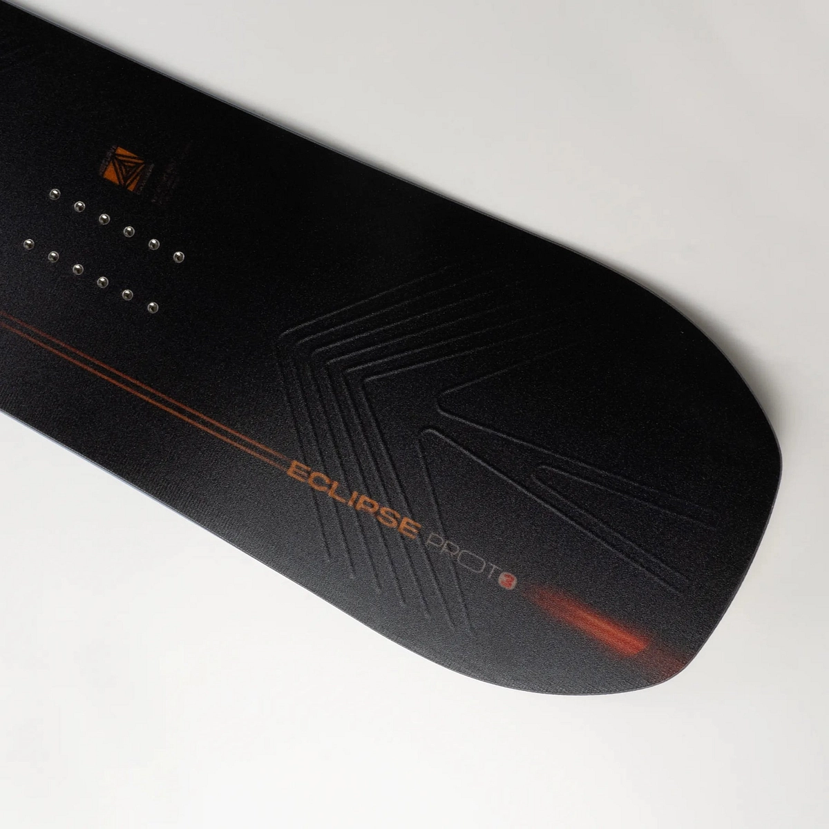 Never Summer Proto T3 Eclipse All- Mountain Freeride Snowboard 2026