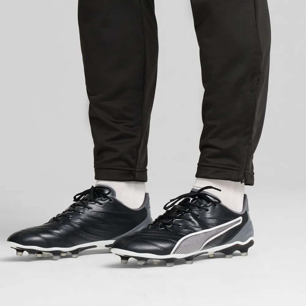 Puma KING PRO FG/AG Fußballschuhe – Black / White / Cool Dark Gray
