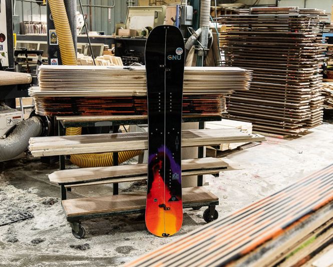 GNU Banked Country Splitboard 2023 GNU Banked Country Splitboard 2023