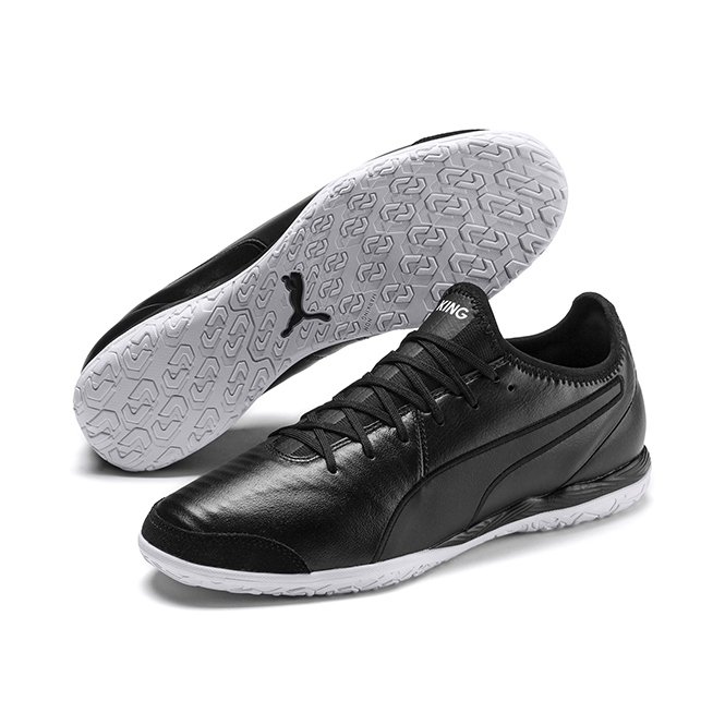 Puma King Pro IT Hallenschuh Schwarz Weiß Puma King Pro IT Hallenschuh Schwarz Weiß