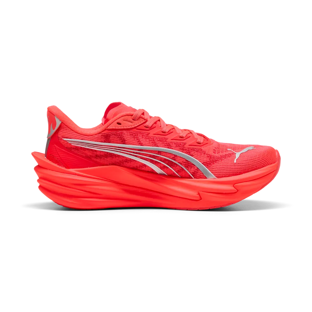 Puma Deviate NITRO™ 4 Laufschuhe für Damen – Ultra Red/Silver Puma Deviate NITRO™ 4 Laufschuhe für Damen – Ultra Red/Silver