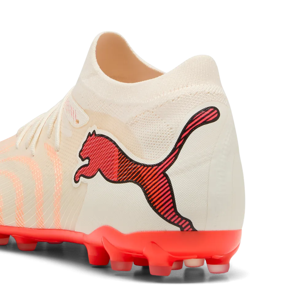 Puma FUTURE 9 MATCH MG Fußballschuhe – Sugared Almond / White Ultra Red / Black