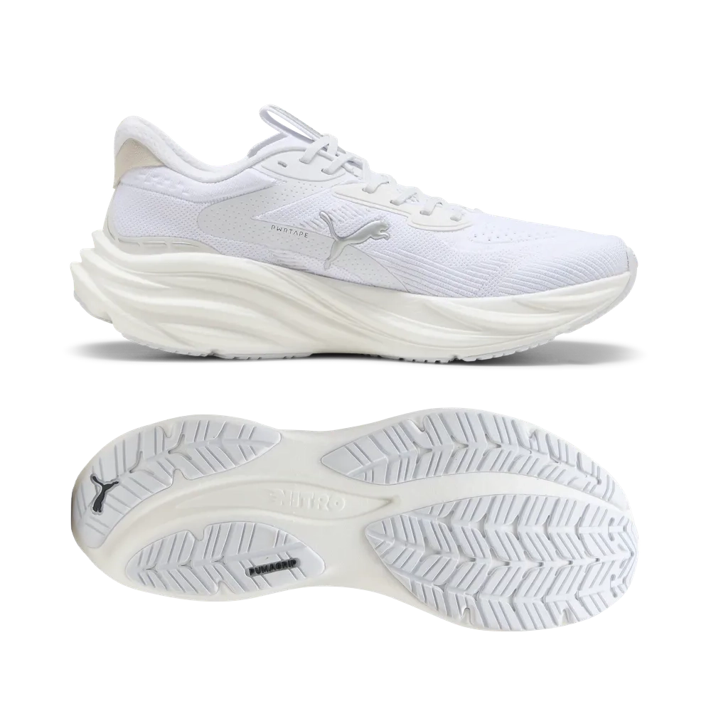 Puma Magnify NITRO™ 3 - White/Warm White - Laufschuhe für Herren Puma Magnify NITRO™ 3 - White/Warm White - Laufschuhe für Herren