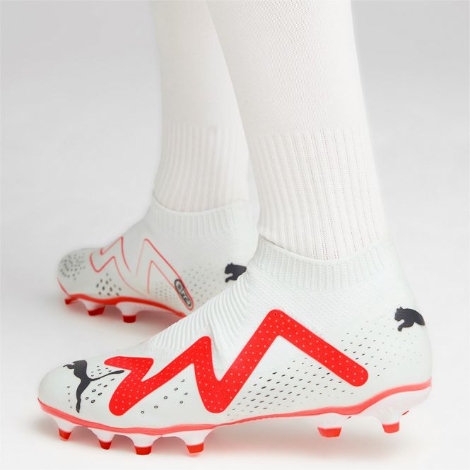 Puma FUTURE MATCH+ LL FG/AG Fussballschuh - white black fire red Puma FUTURE MATCH+ LL FG/AG Fussballschuh - white black fire red