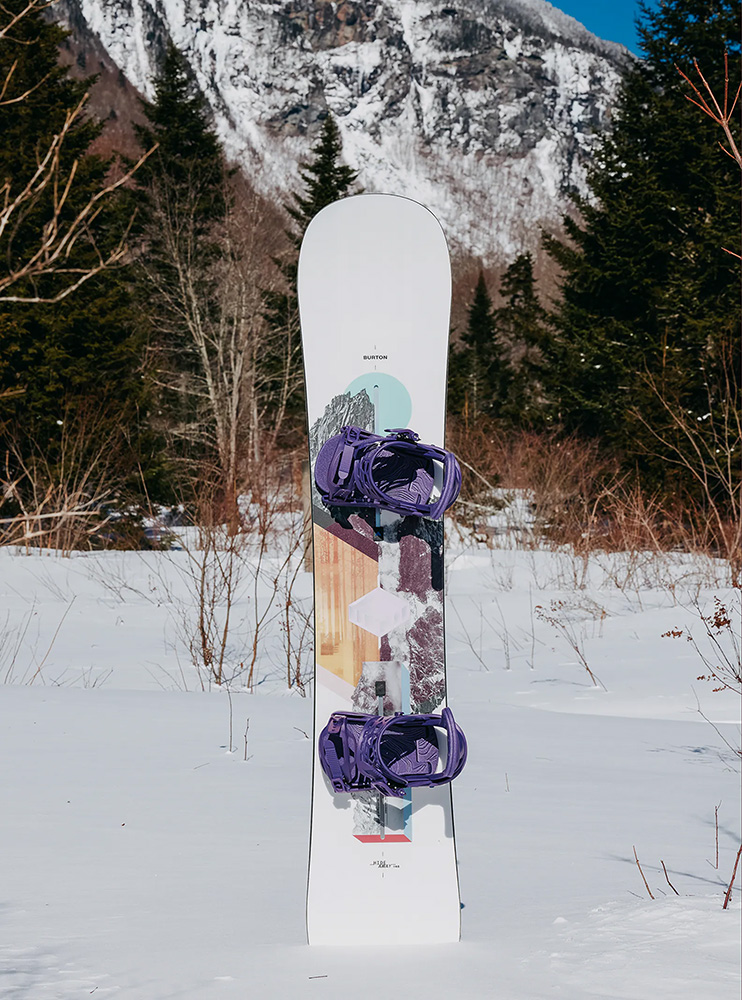 Burton Hideaway Flat-Top All-Mountain Snowboard Damen 2025  Burton Hideaway Flat-Top All-Mountain Snowboard Damen 2025