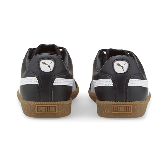 Puma KING 21 IT Hallenschuh - black white gum