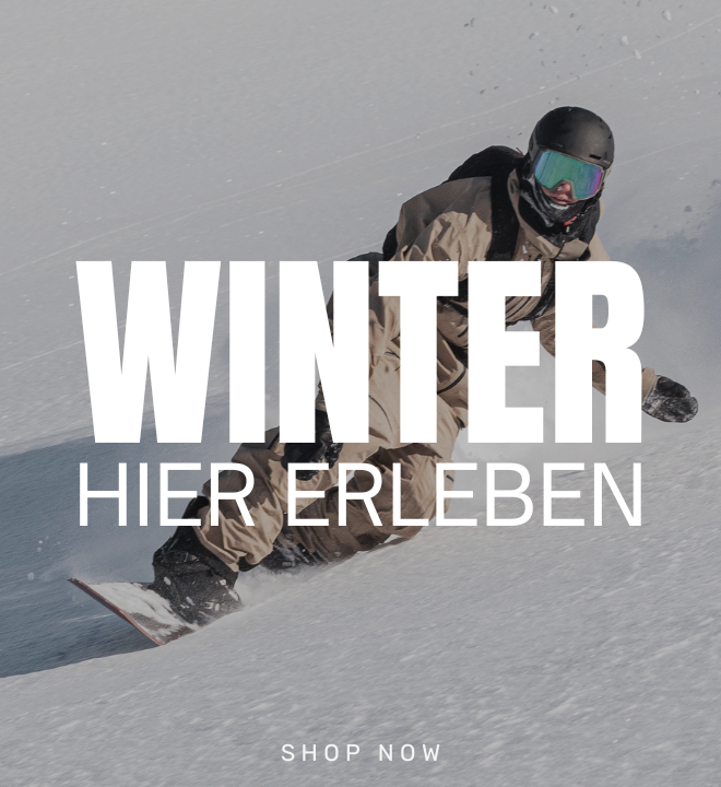 mann-faehrt-mit-snowboard-berg-herunter