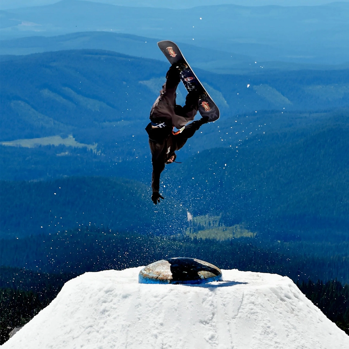 Never Summer easy rider All- Mountain Freestyle Snowboard 2026