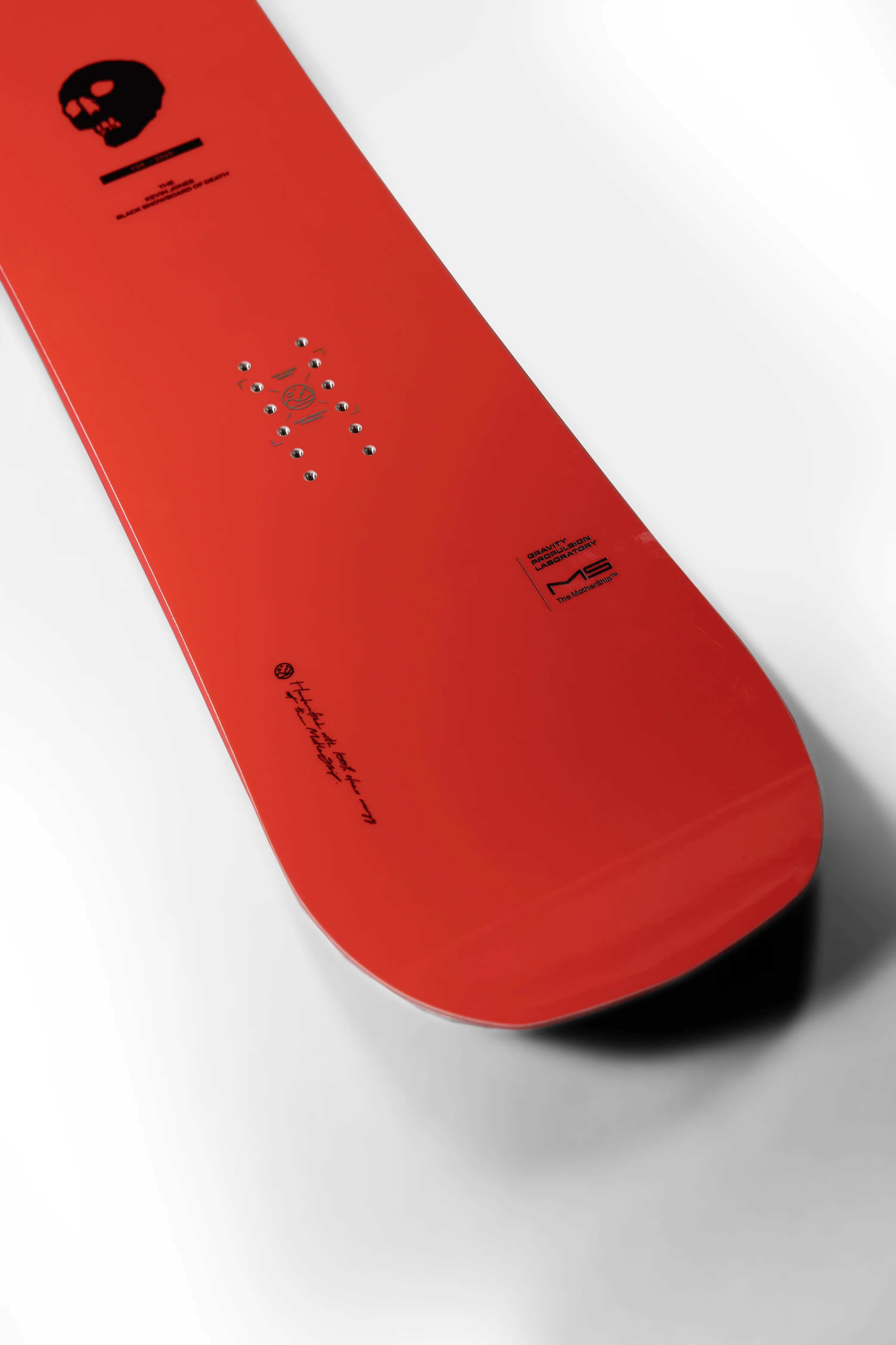 CAPiTA Black Snowboard Of Death All- Mountain Snowboard 2026