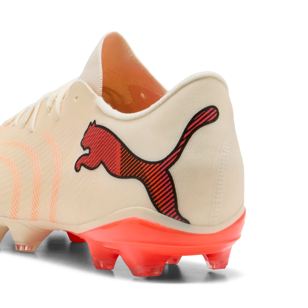 Puma FUTURE 9 MATCH FUSION FG/AG Fußballschuhe – Sugared Almond / White Ultra Red / Black