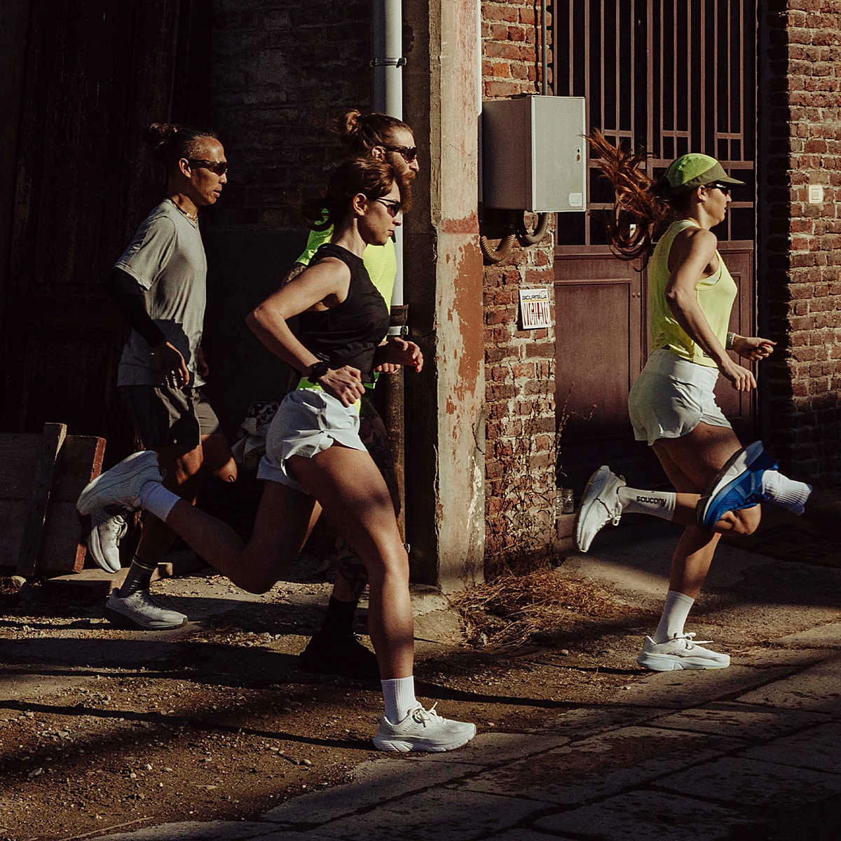 saucony Guide 18 Herren Stabilität- Laufschuh - Black | White saucony Guide 18 Herren Stabilität- Laufschuh - Black | White