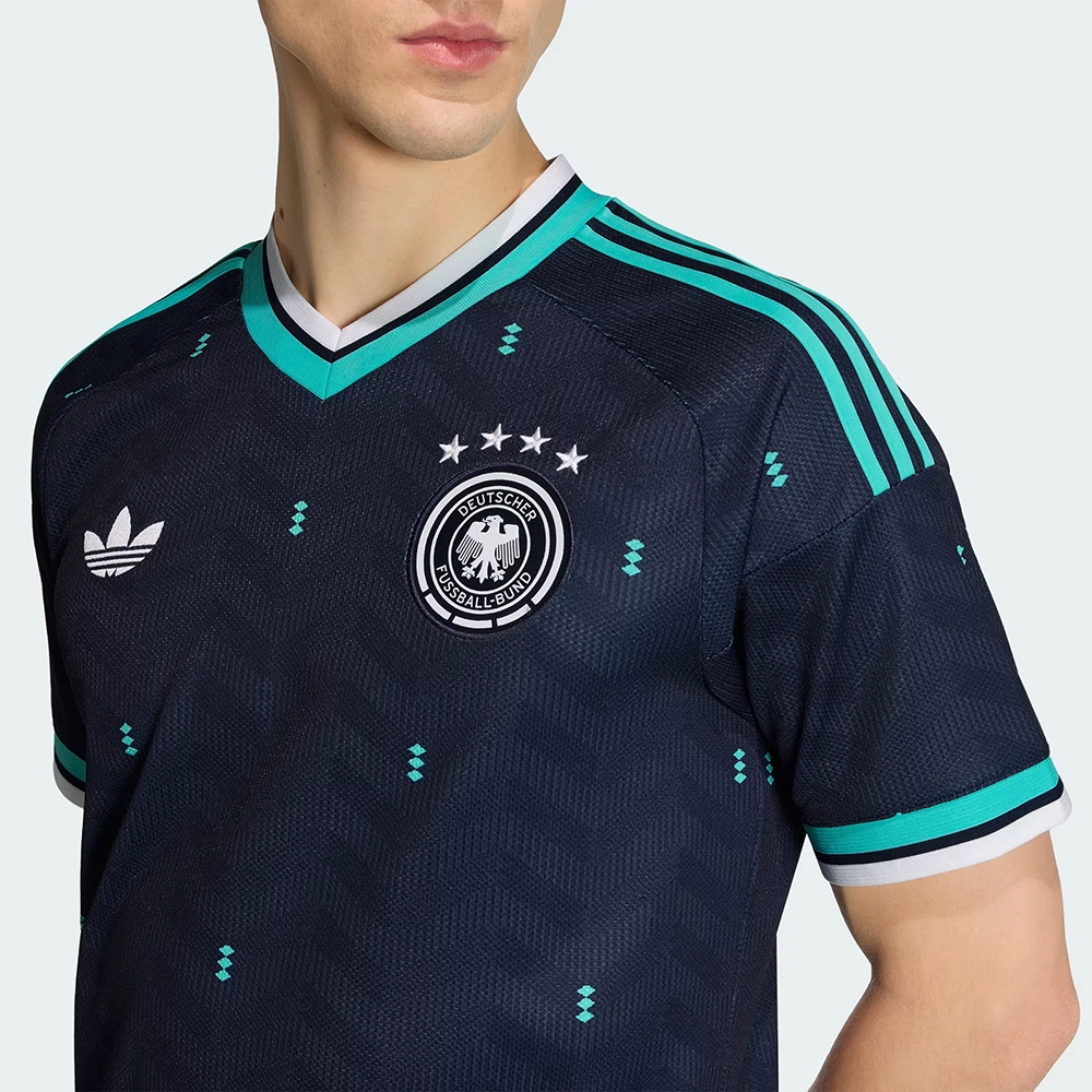 Puma DFB Deutschland Auswärtstrikot WM 2026 für Herren Puma DFB Deutschland Auswärtstrikot WM 2026 für Herren