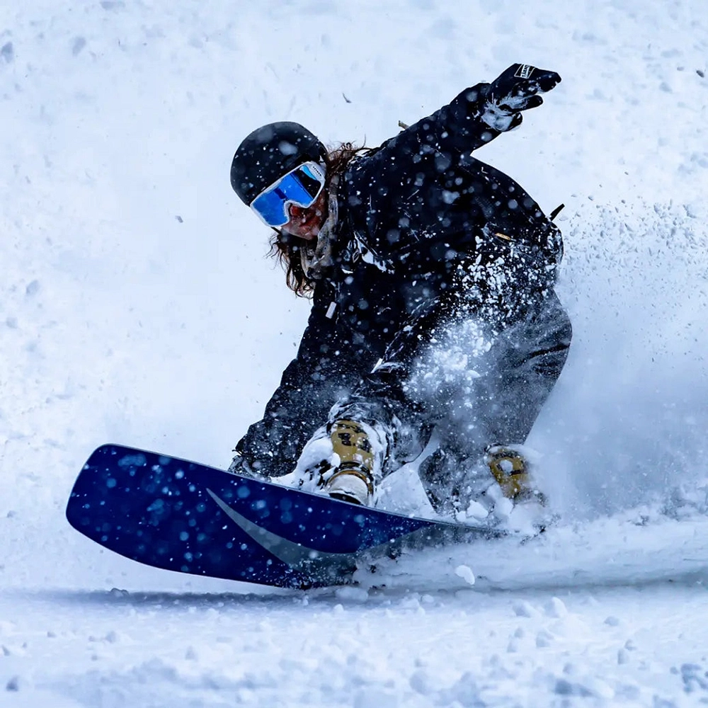 Never Summer Nokhu All- Mountain Freeride Snowboard 2026 Never Summer Nokhu All- Mountain Freeride Snowboard 2026