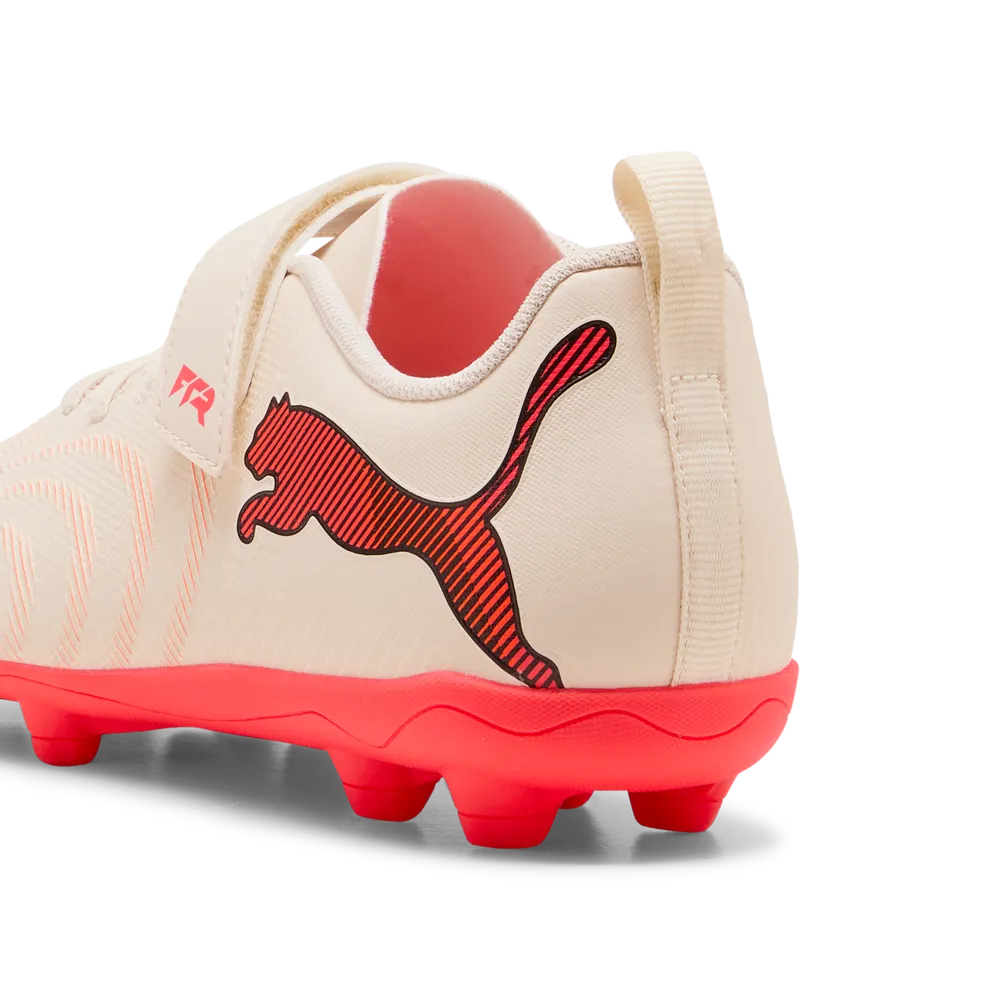 Puma FUTURE 9 PLAY V FG/AG RB Fußballschuhe Kinder – Sugared Almond / White Ultra Red / Black