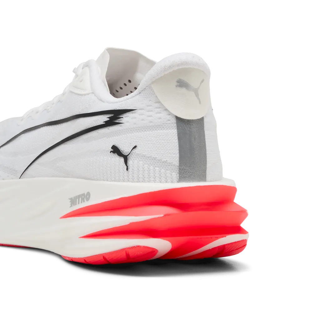 Puma Deviate Pure NITRO Laufschuhe für Herren – White/Ultra Red/Silver