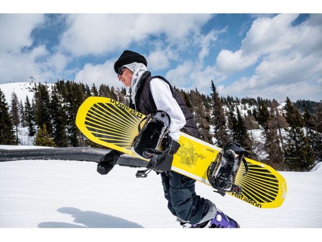 Bataleon Stuntwood Kinder Freestyle Snowboard 23/24 Bataleon Stuntwood Kinder Freestyle Snowboard 23/24