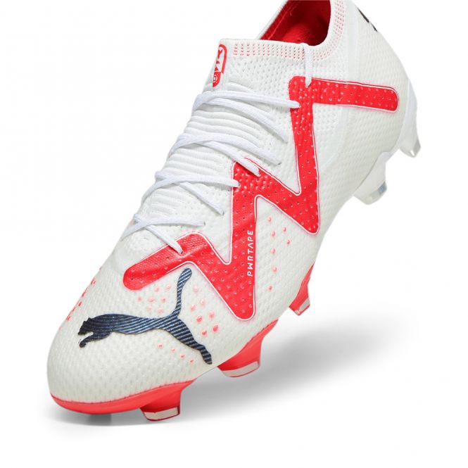 Puma FUTURE ULTIMATE Low FG/AG Fussballschuh - white black fire red Puma FUTURE ULTIMATE Low FG/AG Fussballschuh - white black fire red