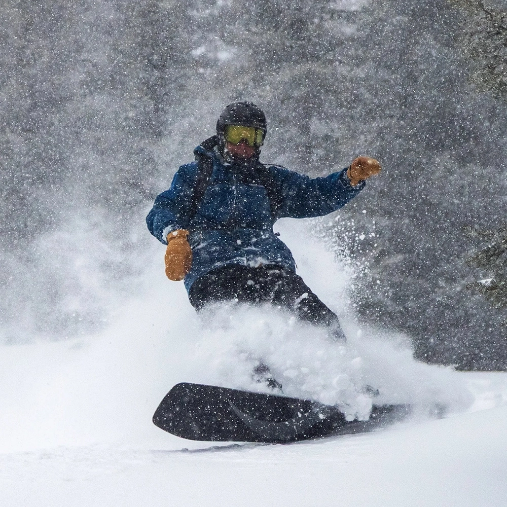 Never Summer Nokhu All- Mountain Freeride Snowboard 2026 Never Summer Nokhu All- Mountain Freeride Snowboard 2026